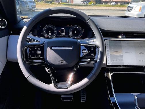 2026 Land Rover Range Rover Evoque Dynamic SE