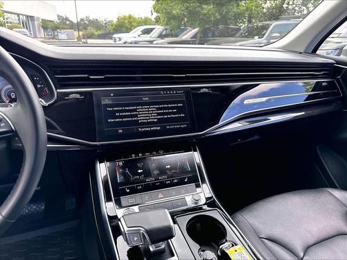 Vicuna Beige Metallic 2022 Audi Q7 55 Premium