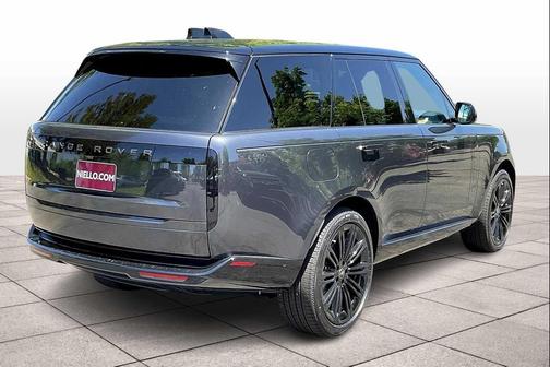 2025 Land Rover Range Rover P400 SE