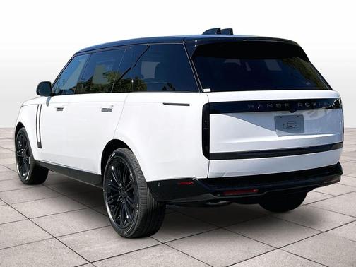 OSTUNI 2026 Land Rover Range Rover P400 SE 7 Seat