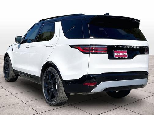 Fuji White 2026 Land Rover Discovery Gemini Edition