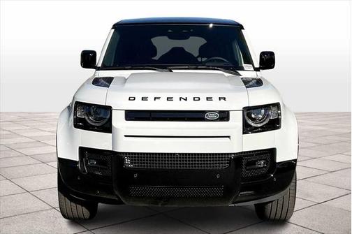 2025 Land Rover Defender 110 V8