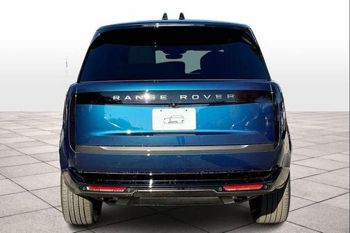 2025 Land Rover Range Rover P400 SE 7 Seat