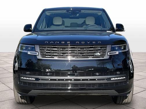 BLACK 2026 Land Rover Range Rover P530 SE