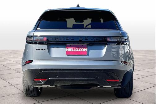 2026 Land Rover Range Rover Velar P250 SE R-Dynamic