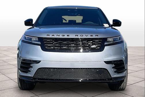 2026 Land Rover Range Rover Velar P250 SE R-Dynamic