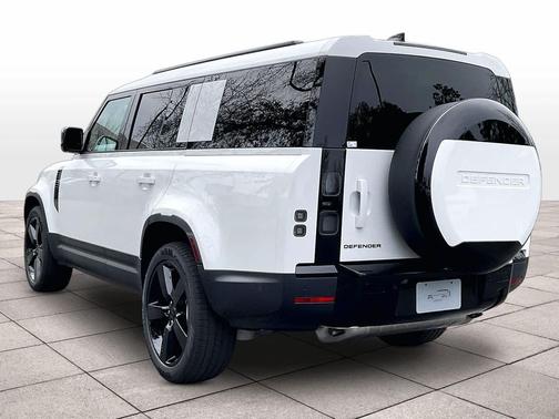 2026 Land Rover Defender P300 S