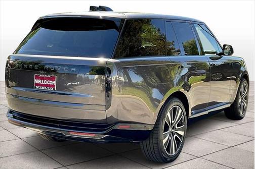 2025 Land Rover Range Rover P550e SE