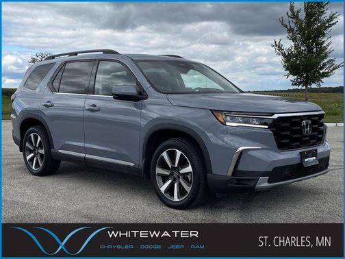 2023 Honda Pilot Touring 8-Passenger
