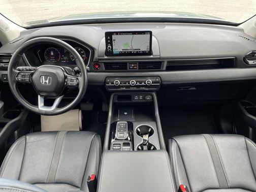 2023 Honda Pilot Touring 8-Passenger