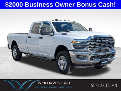 Bright White Clearcoat 2026 RAM 3500 Tradesman Crew Cab 4x4 8' Box