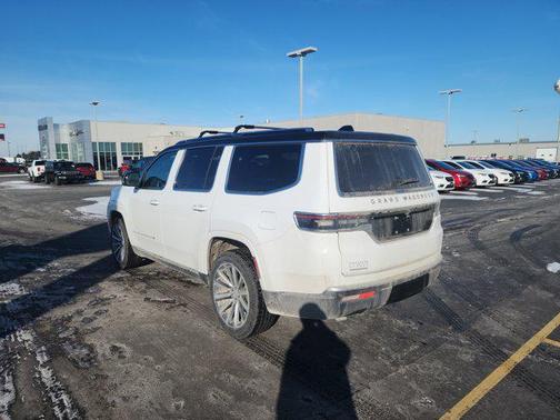 2023 Jeep Grand Wagoneer Series II 4x4