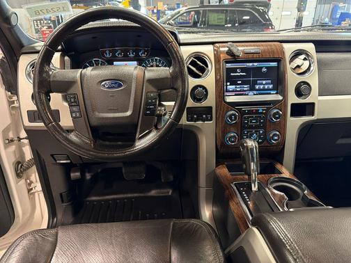 White Platinum Clearcoat Metallic 2014 Ford F-150 Lariat