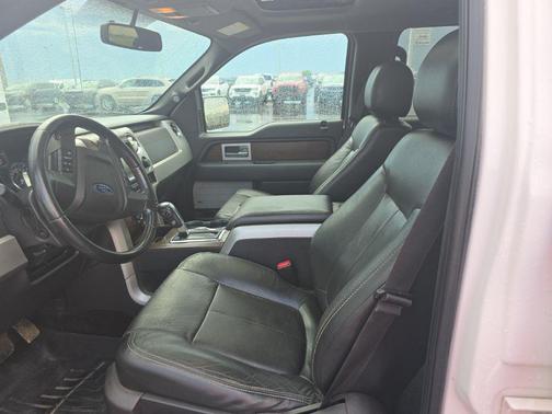 White Platinum Clearcoat Metallic 2014 Ford F-150 Lariat