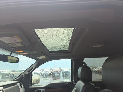 White Platinum Clearcoat Metallic 2014 Ford F-150 Lariat