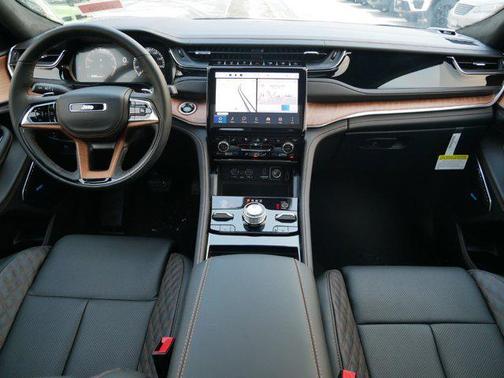 2025 Jeep Grand Cherokee L Summit Reserve