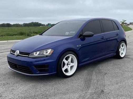 2017 Volkswagen Golf R 2.0T DSG