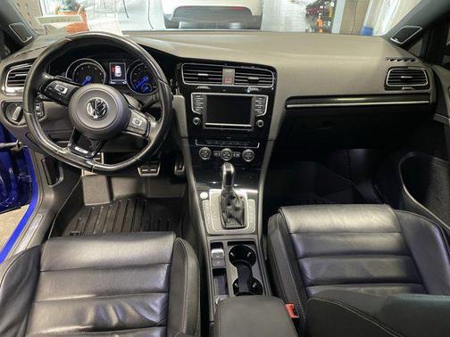 2017 Volkswagen Golf R 2.0T DSG