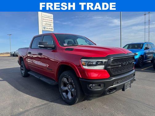 Redline 2 Coat Pearl 2022 RAM 1500 Big Horn/Lone Star