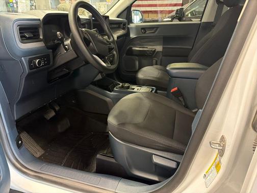 Oxford White 2024 Ford Maverick XL