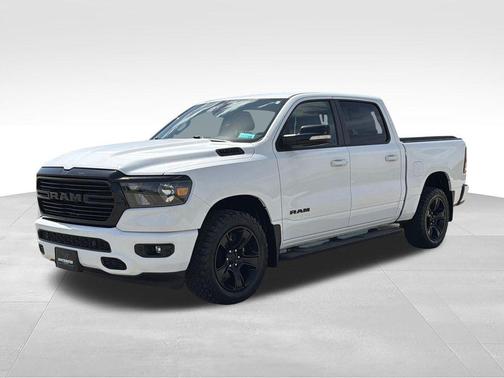 Bright White Clearcoat 2021 RAM 1500 Big Horn/Lone Star