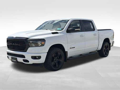 Bright White Clearcoat 2021 RAM 1500 Big Horn/Lone Star