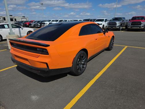 Header Orange Clearcoat 2026 Dodge Charger R/T Scat Pack
