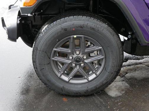 2026 Jeep Gladiator Sport S