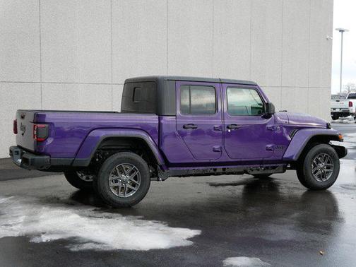2026 Jeep Gladiator Sport S