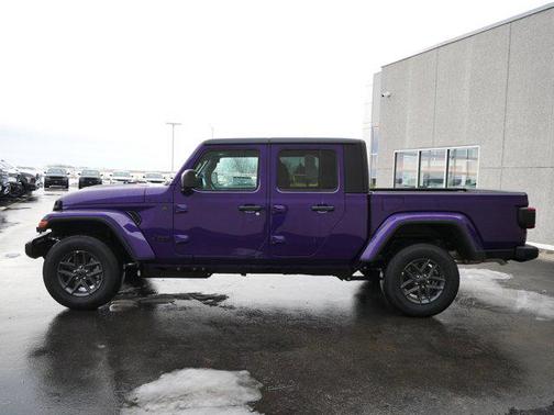 2026 Jeep Gladiator Sport S