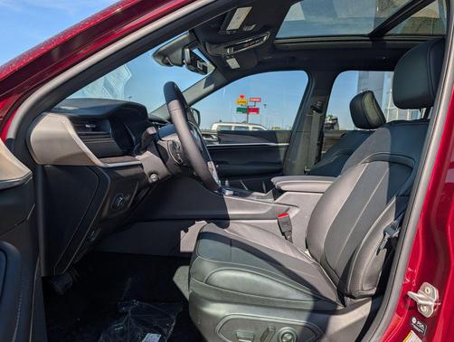 Velvet Red Pearlcoat 2026 Jeep Grand Cherokee L Limited