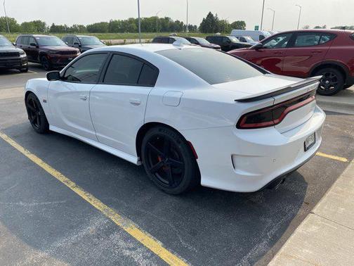 2016 Dodge Charger R/T Scat Pack