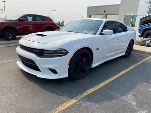 2016 Dodge Charger R/T Scat Pack