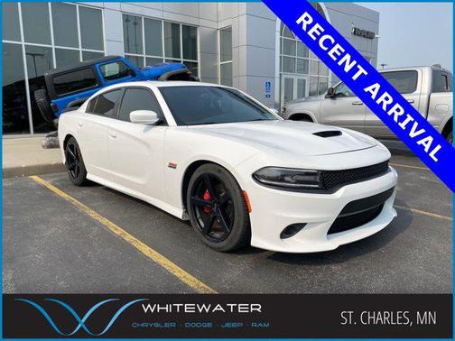 2016 Dodge Charger R/T Scat Pack