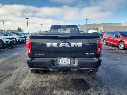 2025 RAM 3500 Big Horn Regular Cab 4x4 8' Box