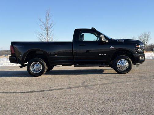 2025 RAM 3500 Big Horn Regular Cab 4x4 8' Box