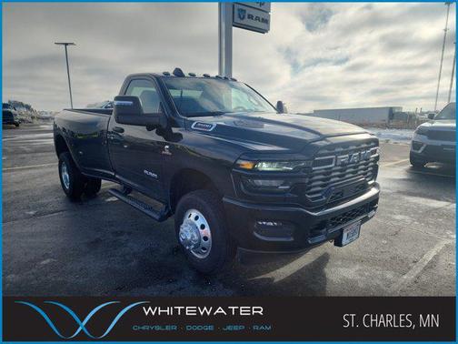 2025 RAM 3500 Big Horn Regular Cab 4x4 8' Box