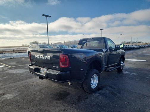 2025 RAM 3500 Big Horn Regular Cab 4x4 8' Box