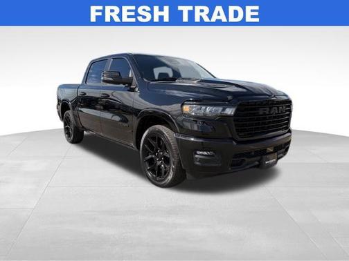 Diamond Black Crystal Pearlcoat 2025 RAM 1500 Laramie