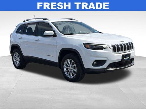 Bright White Clearcoat 2019 Jeep Cherokee Latitude