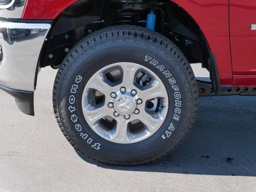 2025 RAM 2500 Big Horn Crew Cab 4x4 6'4' Box