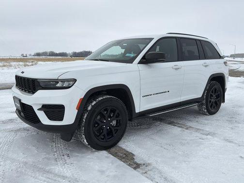 2024 Jeep Grand Cherokee Altitude
