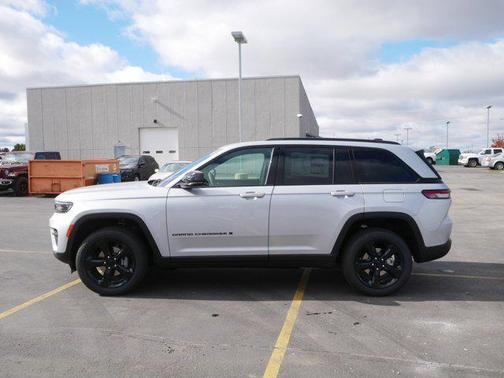 2025 Jeep Grand Cherokee Altitude