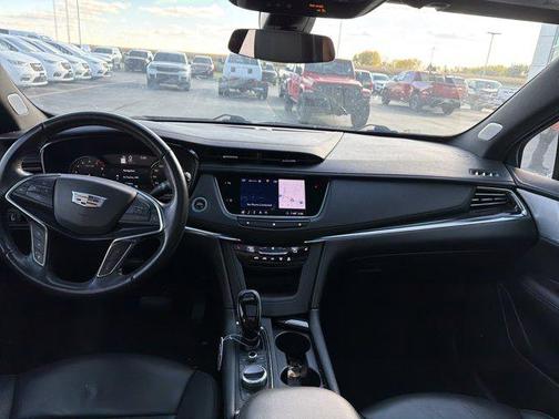 2020 Cadillac XT5 Premium Luxury