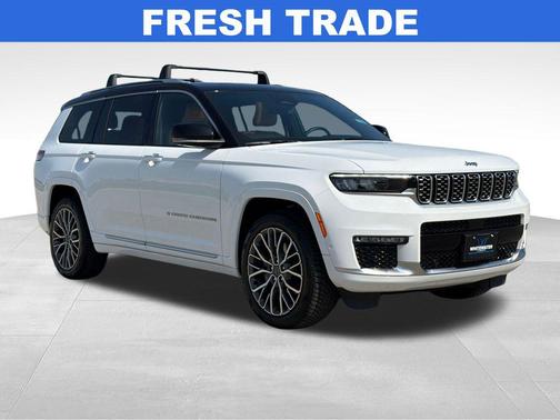 Diamond Black Crystal Pearlcoat 2023 Jeep Grand Cherokee L Summit Reserve
