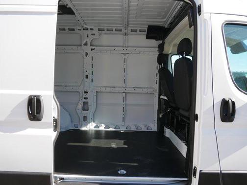 2026 RAM ProMaster 1500 Base