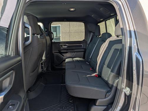 Granite Crystal Metallic Clearcoat 2026 RAM 1500 Big Horn/Lone Star