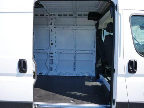 2025 RAM ProMaster 2500 Tradesman