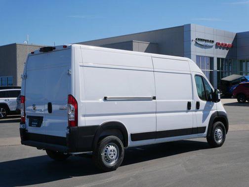 2025 RAM ProMaster 2500 Tradesman