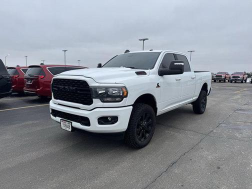 2023 RAM 2500 Big Horn Crew Cab 4x4 6'4' Box